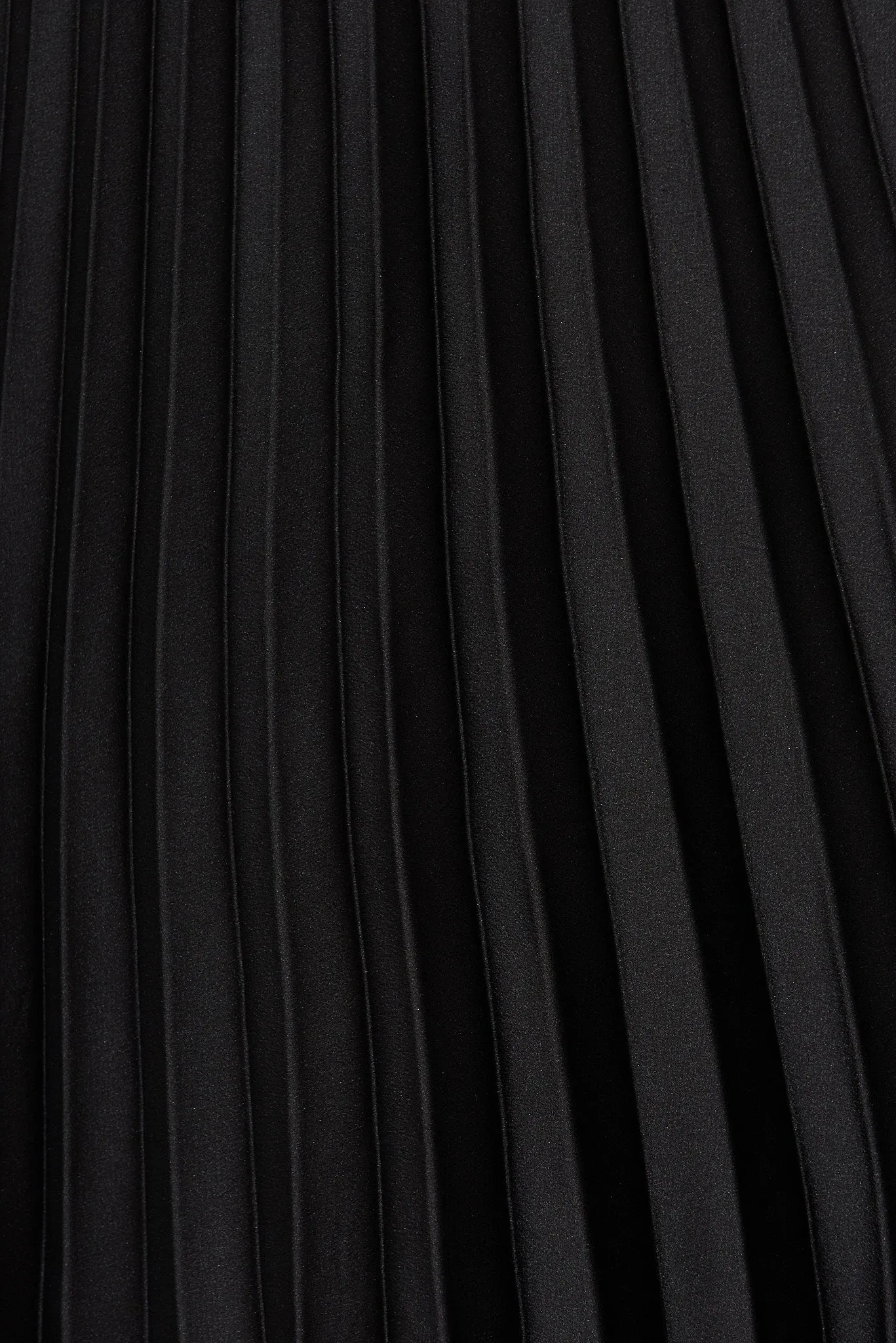 Allison Midi Pleat Skirt In Black Satin