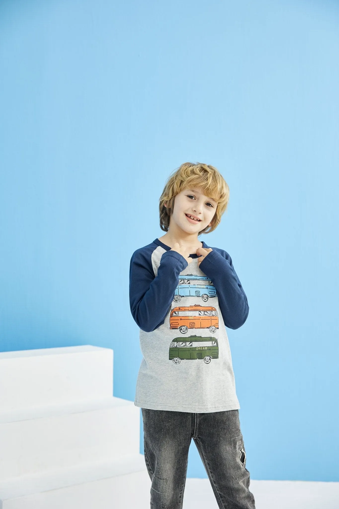 Classic Toddler Boy's Cotton T-shirt with Bus Pattern