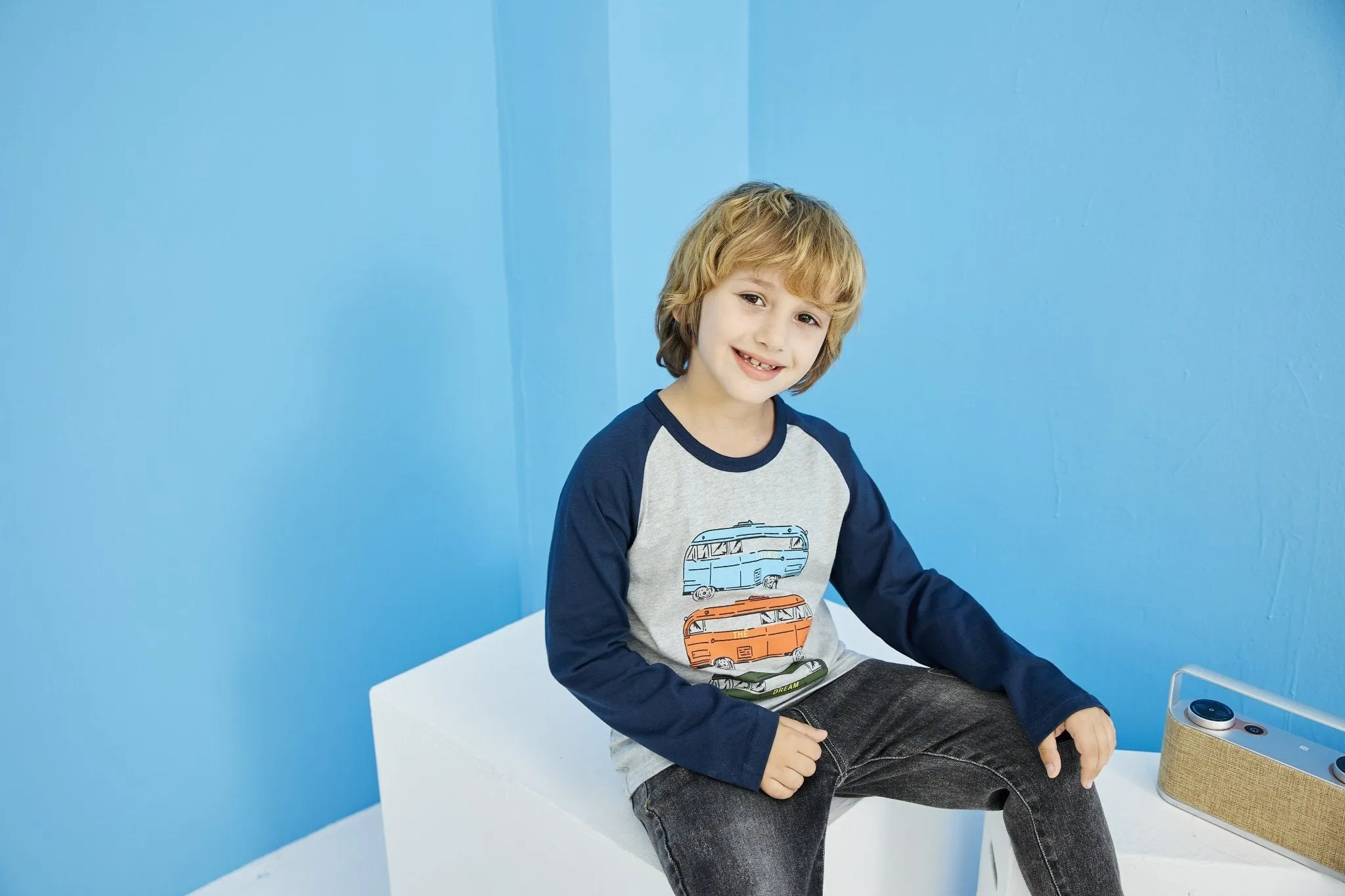 Classic Toddler Boy's Cotton T-shirt with Bus Pattern