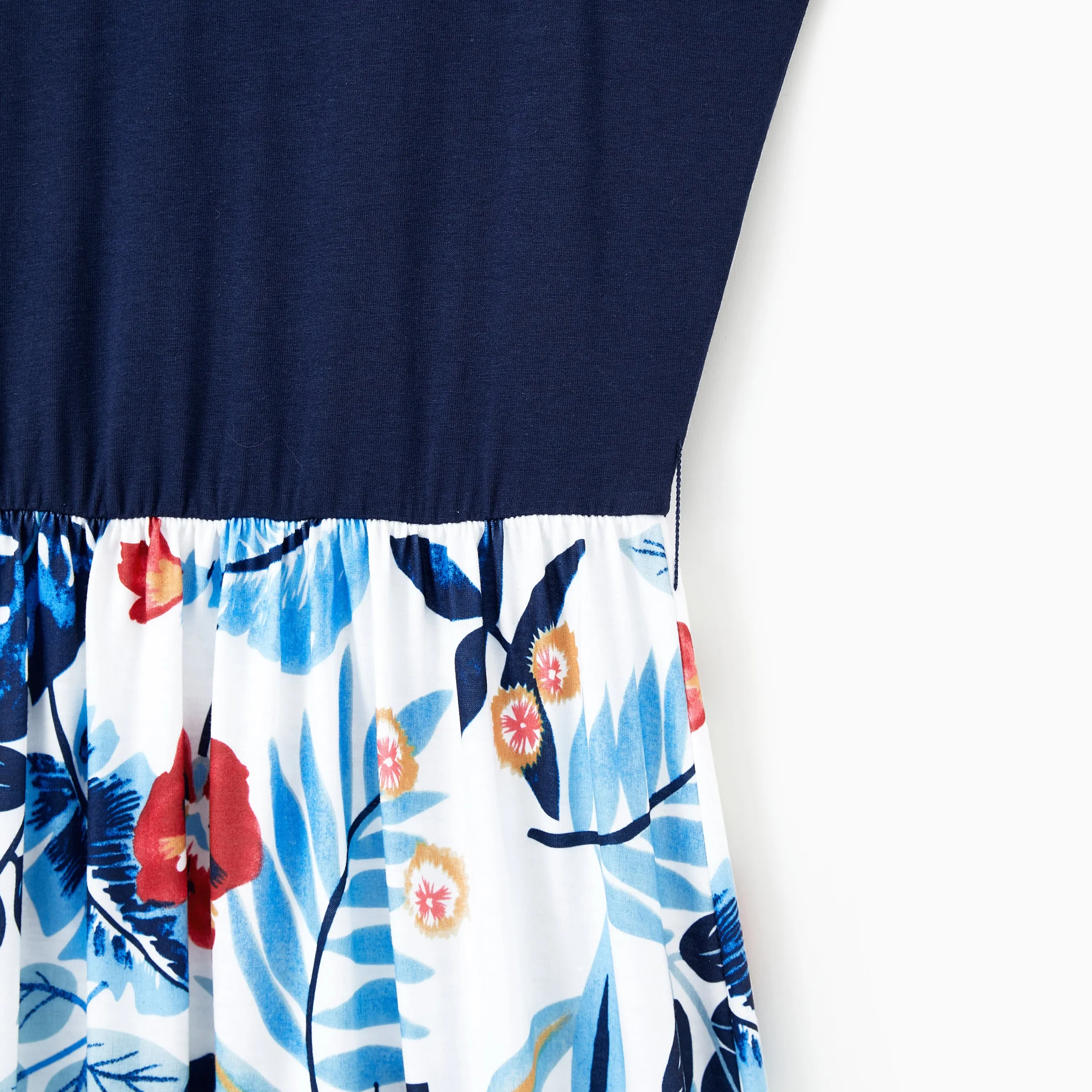 Family Matching Sets Cotton Stripe Short Sleeves Tee or Flutter Sleeves Spliced Floral Pattern Belted Dress